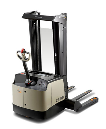 Heavy-Duty Straddle Stacker SH 5500